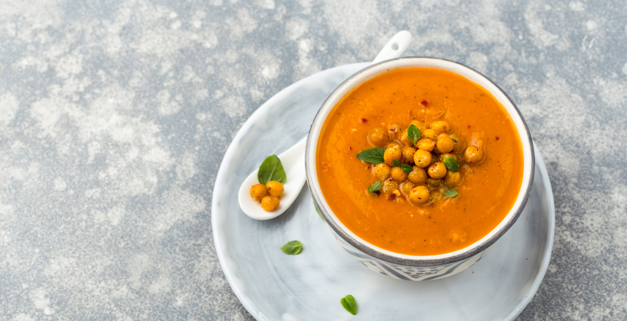 Spicy chickpea soup with sun dried tomatoes